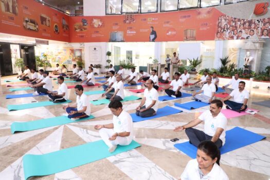 BoB yoga day celebration 1 - divya talwar